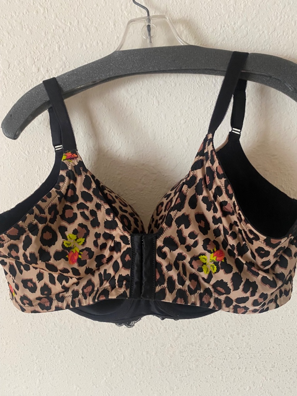 46DDD Leopard & Roses Plunge 360 Smoothing T-shirt Bra Torrid Betsy/ Johnson - Picture 6 of 10